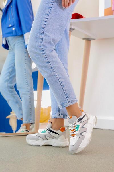 Stil Durağı AYYA MODEL 5 CM TABANLI YENİ SEZON SNEAKERS SPOR AYAKAKBI BUZ.TRNC