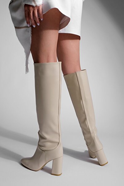 Marjin Екрю жіночий жакет-монсет на товстому каблуці і без блискавки