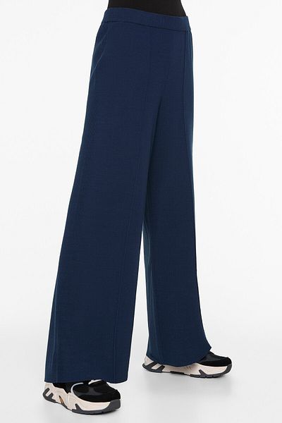 Oysho Straight fit knit trousers