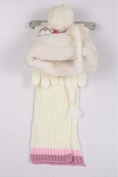 mercantoptan 4-8 Years Old 3-Piece Children's Scarf Beret Gloves Set