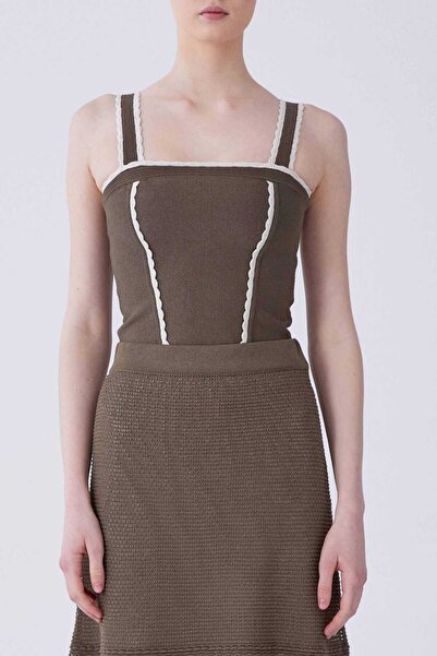 Roman Haki Crop Triko Haki Y2171009_023