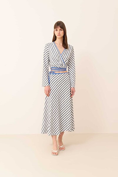 Roman Beli Bağlama Detaylı Midi Boy Etek Standart Renk Y2425001_089