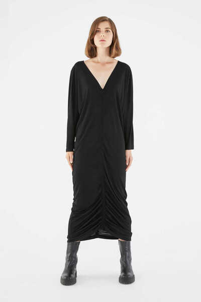 Roman Büzgülü V Yaka Uzun Elbise Siyah K2111017_001