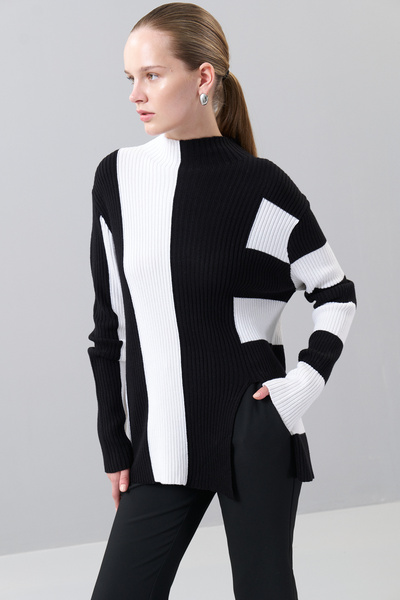 Roman Etek Ucu Yırtmaçlı Ripli Triko Siyah-Beyaz K2473003_210