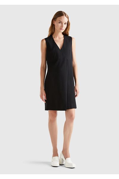 United Colors of Benetton Rochie midi, neagră, cu cravată încrucișată în față, fără mâneci