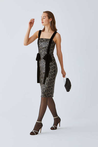 Roman Şerit Detaylı Pullu Desenli Abiye Elbise Standart Renk K2011522_089