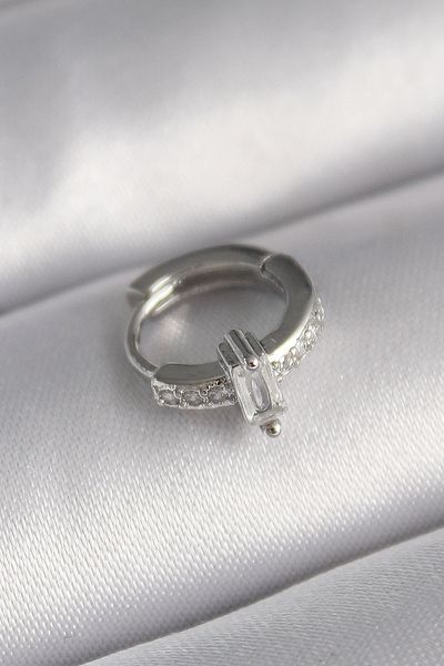 Store 316L الصلب الفضة اللون الزركون حجر الزنمة ثقب