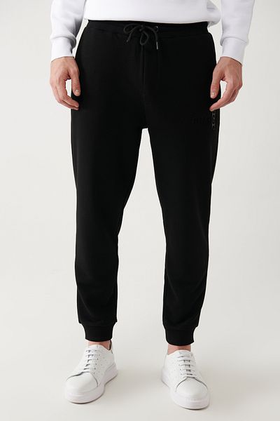 Avva Schwarze Herren-Jogginghose mit Schnürung an der Taille, 3-fädig, ohne Raster und elastischem Bein, A32y3464