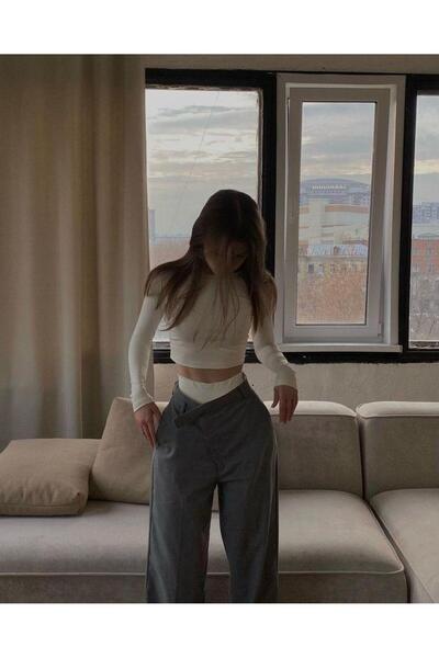 Butik Kadın Beyaz Bisiklet Yaka Uzun kollu Crop Bady