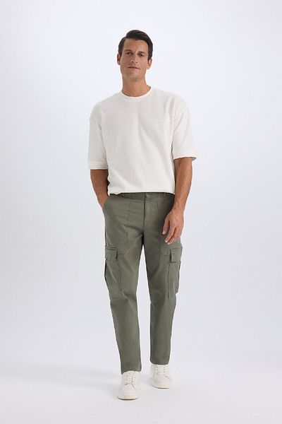 DeFacto Hose mit geradem Bein und Cargotaschen B4142AX24AU