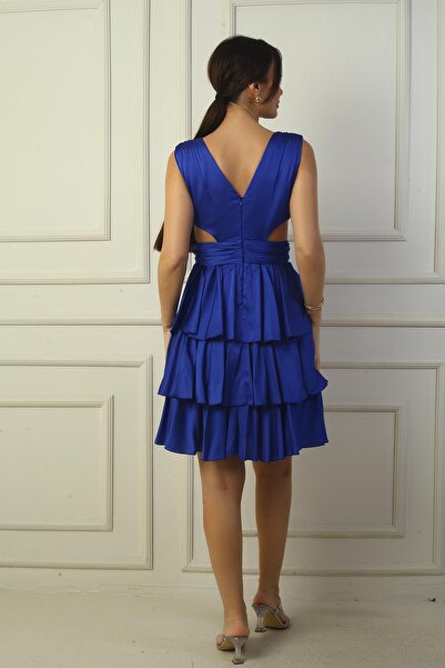 By Saygı Women's Front Back V Neck Low-Cut Low-Cut Lined Layered Satin Short Dress