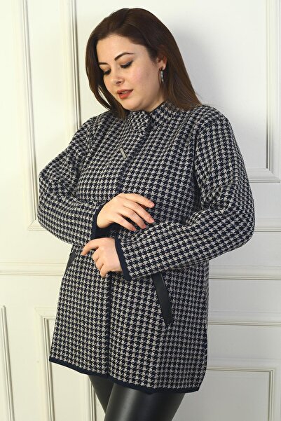 By Saygı Women's Front Snap Pockets Leather Detailed Houndstooth Large Size Acrylic Cardigan