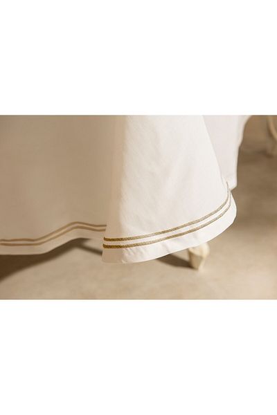 Gül Güler 2 Row Piccolo Tablecloth 200 cm Round by Gold