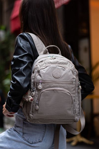 YOGII Model Oreva Unisex - Vodotěsný, vícekomorový praktický batoh VIP s přihrádkou na notebook