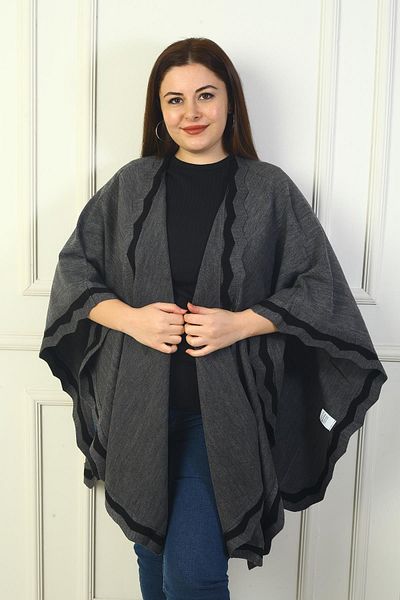 By Saygı Poncho acrilic cu dungi cu tăiere cu laser pentru femei