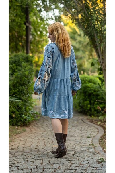 Miss Boheme Mavi İşlemeli Yakası Ve Kolları İpli Bohem Elbise