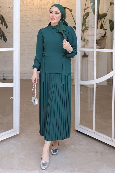 İmajButik Emerald Green Side Detailed Blouse Pleated Skirt Set