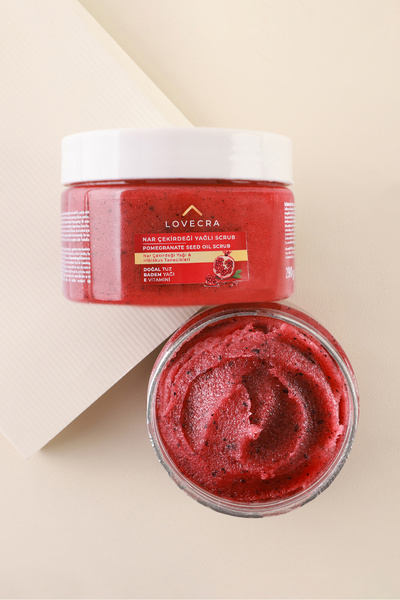 LOVECRA Body Scrub El Bakım Ve Ölü Derilerden Arındırıcı Onarıcı Vucüt Peelingi 290gr