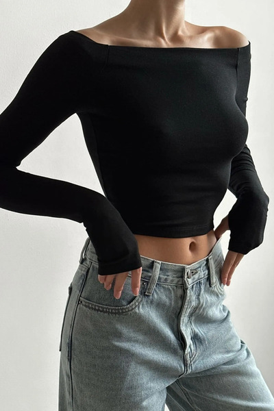 fablair Λεπτομερής ελαστική μπλούζα με γιακά Madonna