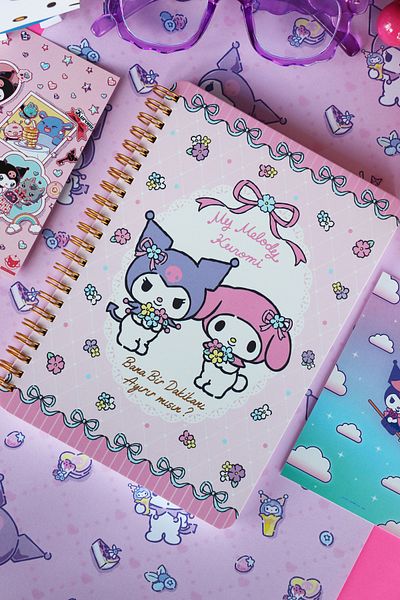 Victoria's Journals Спирален дневник Kuromi & My Melody 14x20 см - Можете ли да ми дадете 1 минута?