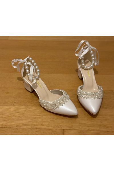 İlkinin Pabuçları Bridal Shoes, Pearl and Bead Decoration Ankle with Pearl 5cm Heel Ecru Mother of Pearl Wedding Shoes