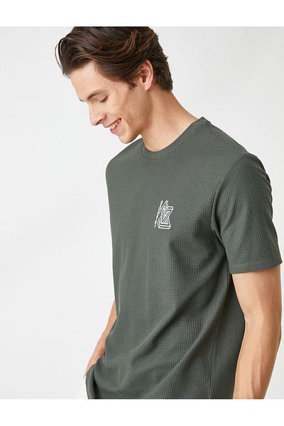 Koton Textured T-Shirt Geometric Embroidered Short Sleeve Crew Neck