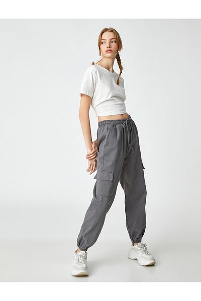 Koton Cargohose mit Spitzenbund und Seitentaschendetail
