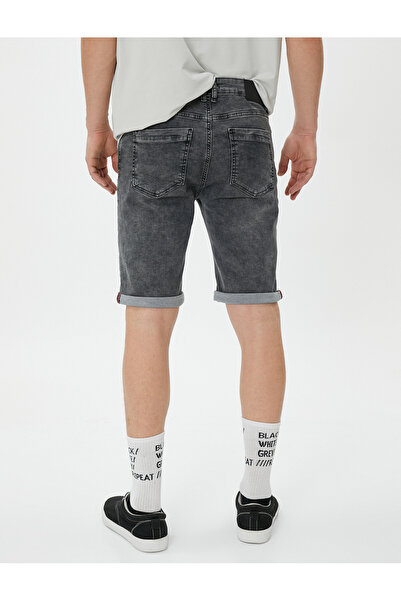 Koton Bermuda Yırtık Kot Şort Katlama Detaylı Düğmeli Cepli