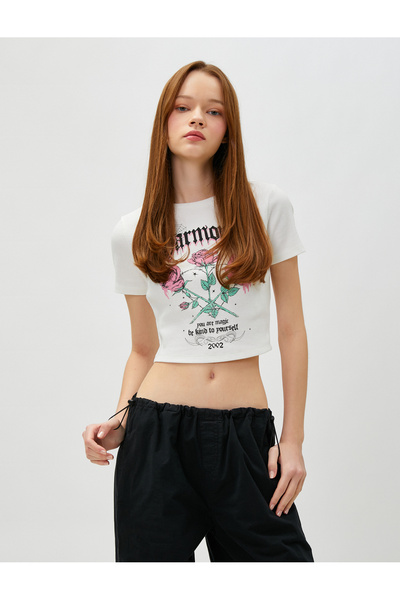 Koton Crop T-Shirt με εμπριμέ κοντό μανίκι Crew λαιμόκοψη