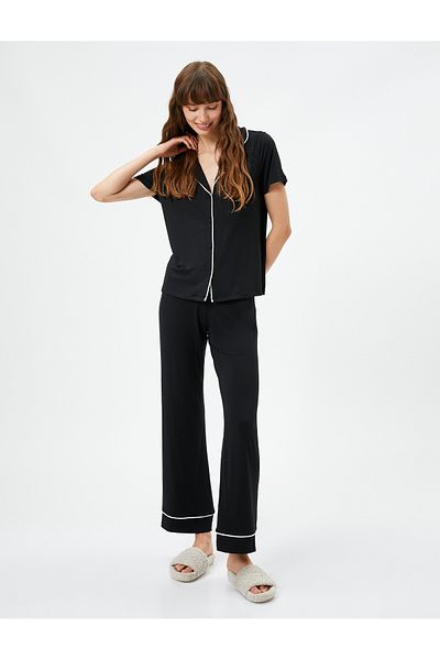 Koton Kurzärmliges Pyjama-Oberteil aus Viskose mit Hemdkragen und Knöpfen