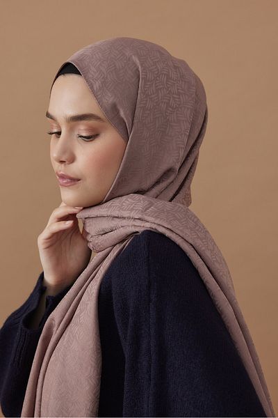 Modakaşmir شال بنمط نباتي من سلسلة الجاكار الحريرية