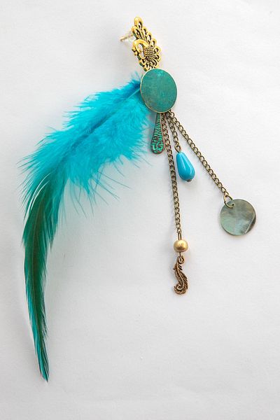 Lila Rosa Authentic Bird Feather Single Earrings