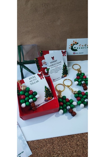 cacatasarım Yılbaşı Ağacı Ahşap Boncuk Anahtarlık Charm Çanta Süsü 5 Adet  Kartlı ve Kutulu Hediyelik Christmas
