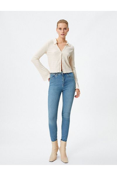Koton Jeans mit hoher Taille und schmalem Bein – Carmen-Jeans