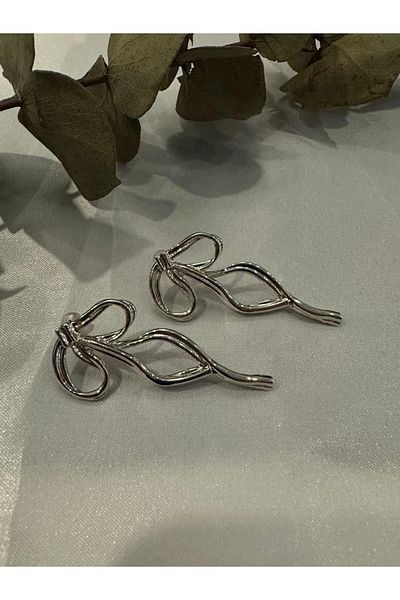 HERA Long Bow Earrings