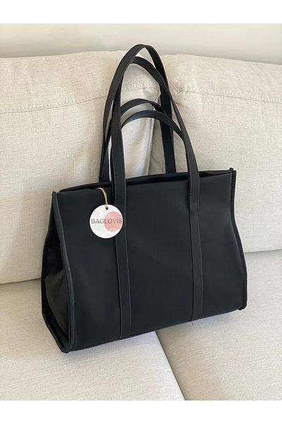BAGLOVİS ČERNÁ DÁMSKÁ TAŠKA NA RAMENO SE ZAPínáním na zip a magnetickým stahováním po stranách