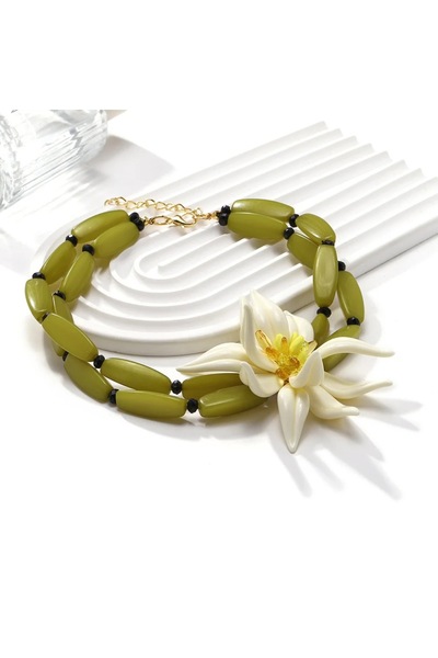 YENGEÇ Flower Model Green Color Necklace