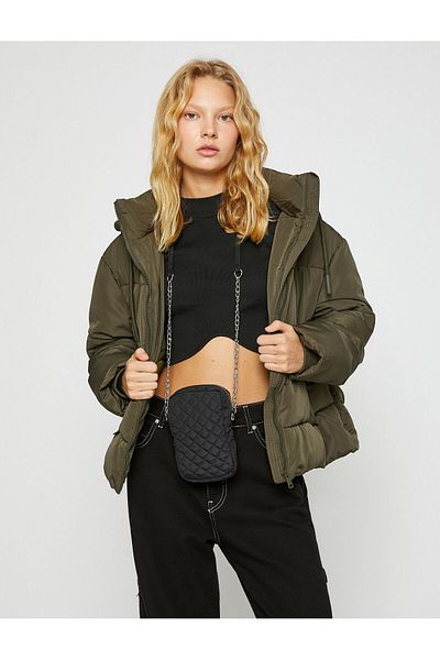 Koton Puffer Jacket s kapucí a detailem kapsy