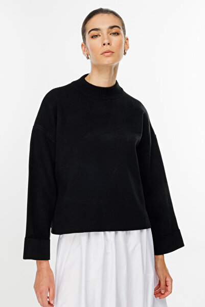 Hooopstore High Collar Black Sweater