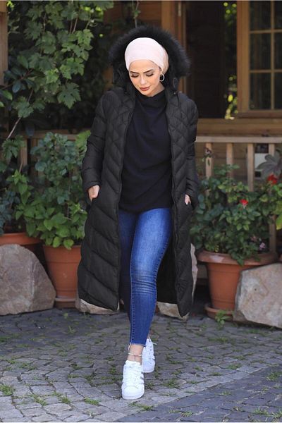 TRENDTESETTÜR Palton puf negru cu glugă pentru femei 0041