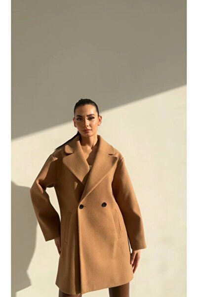 Swass Оверсайз широкий крій з ґудзиками короткий кашеміровий пальто