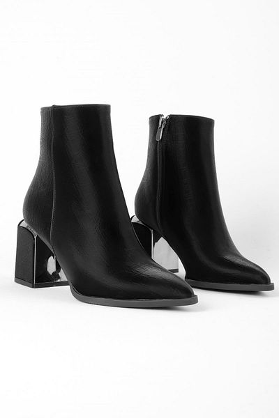 Lal Shoes & Bags Dámské boty Como se špičatou špičkou se zipem na zlatém podpatku s detailním podpatkem – černá