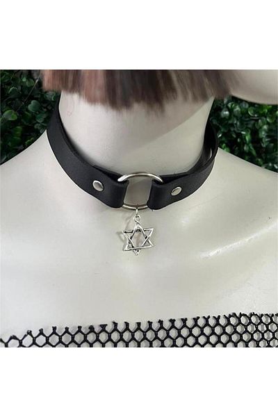 Karakedi Black Basic Leather Leash with Pentagram Ring