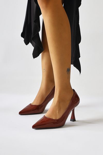 Limoya Stiletto cu vârf ascuțit din piele lacuită Celestine Burgundy, pantofi cu toc înalt pentru femei