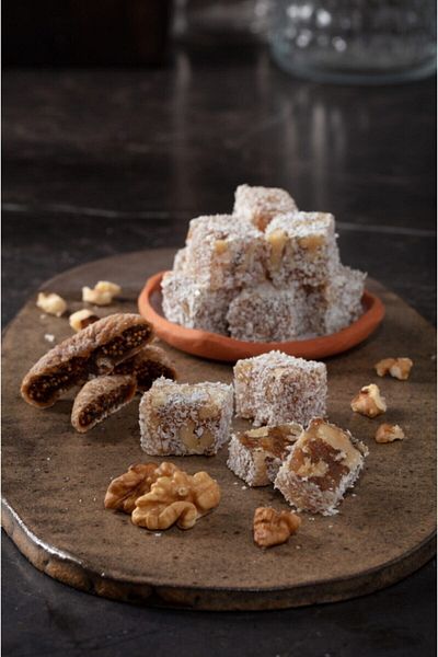 MEŞHUR SAFRANBOLU LOKUMCUSU 400 Gr Turkish Delight with Fig and Walnut