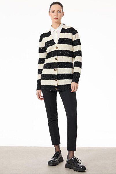 Tığ Triko Payetli V Yaka Triko Hırka SİYAH-BEYAZ