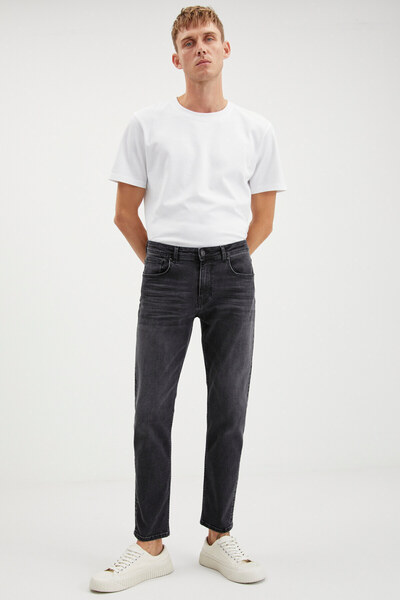 GRIMELANGE Davın férfi farmer, vastag textúrájú karcsúsított, öntött antracit farmer