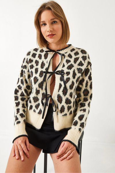 Bianco Lucci Women's Leopard Print Knitwear Cardigan 60261086