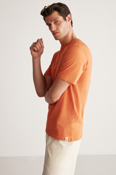 GRIMELANGE Rudy Men's 100% Organic Cotton Breathable Non-Interior Crew Neck Basic Orange T-Shirt