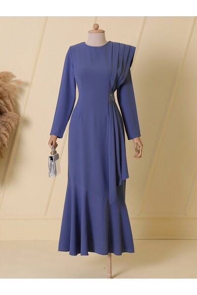 Modamorfo Rakott estélyi ruha kővel a derekán